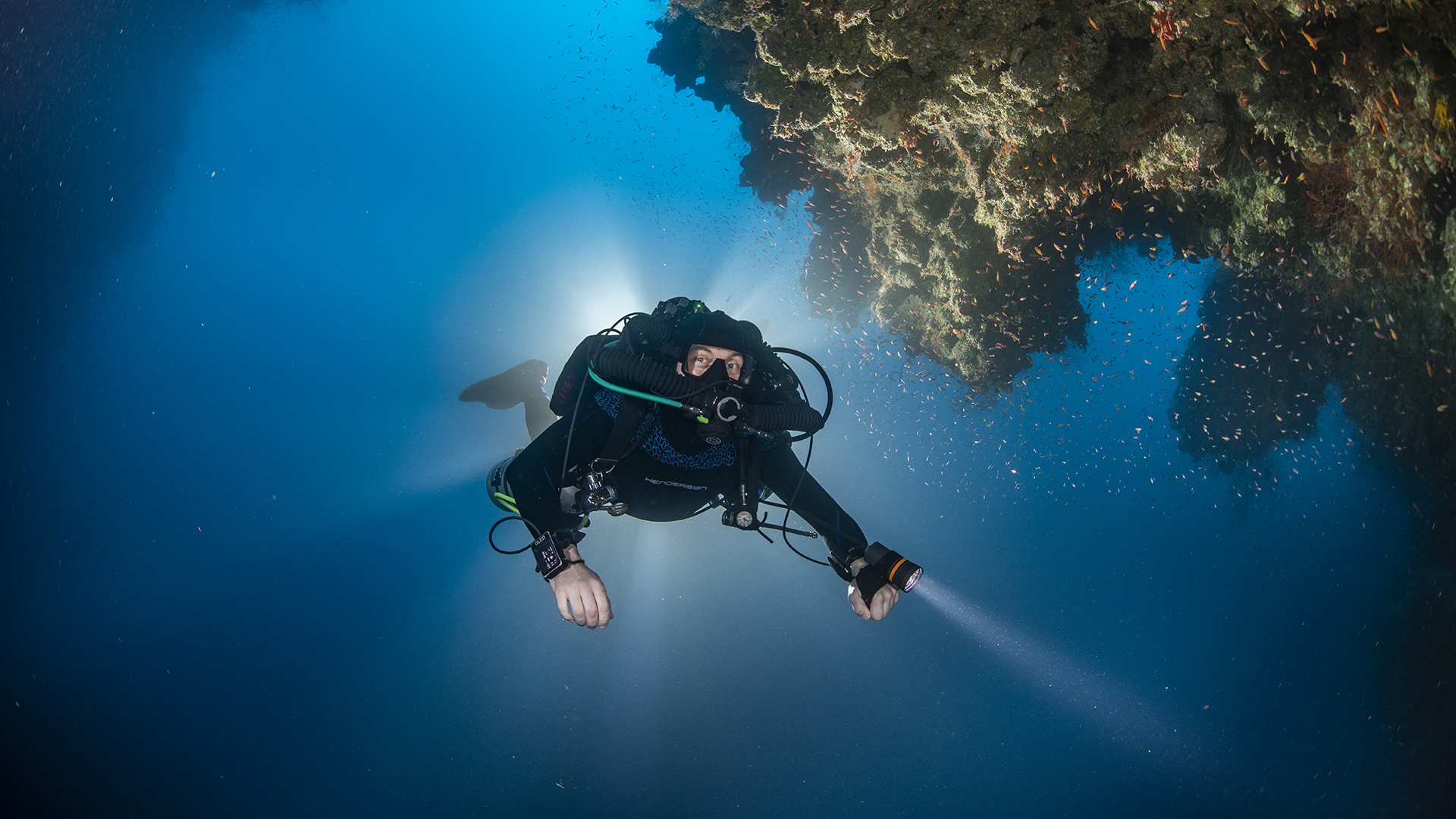Rebreather diver