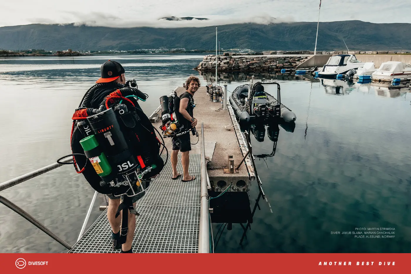 Divesoft rebreather divers