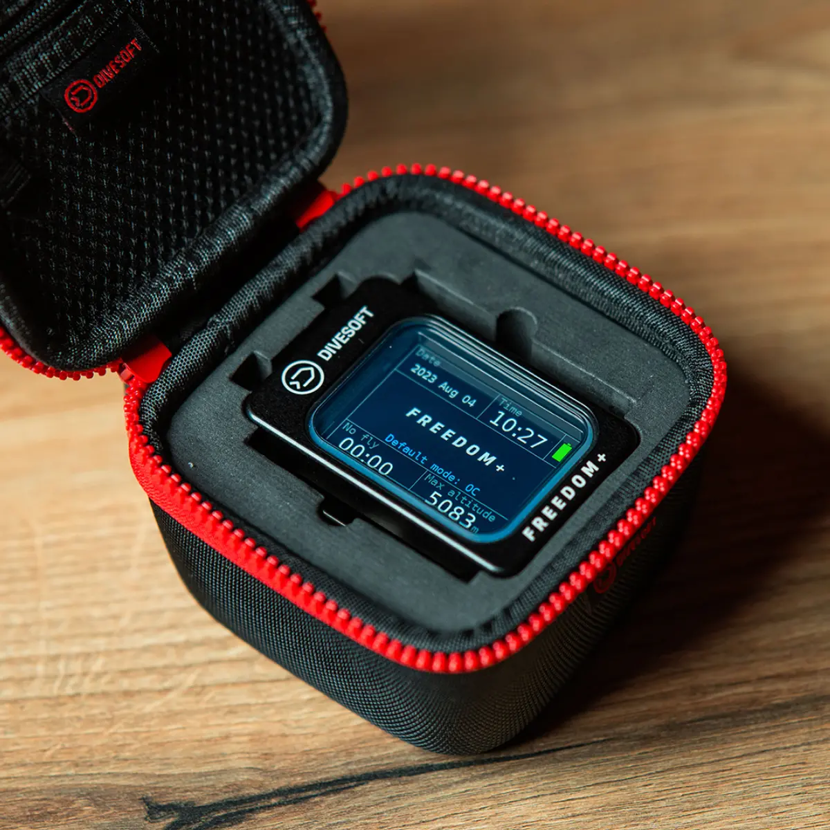 Dive computer Freedom+ Full Trimix in case