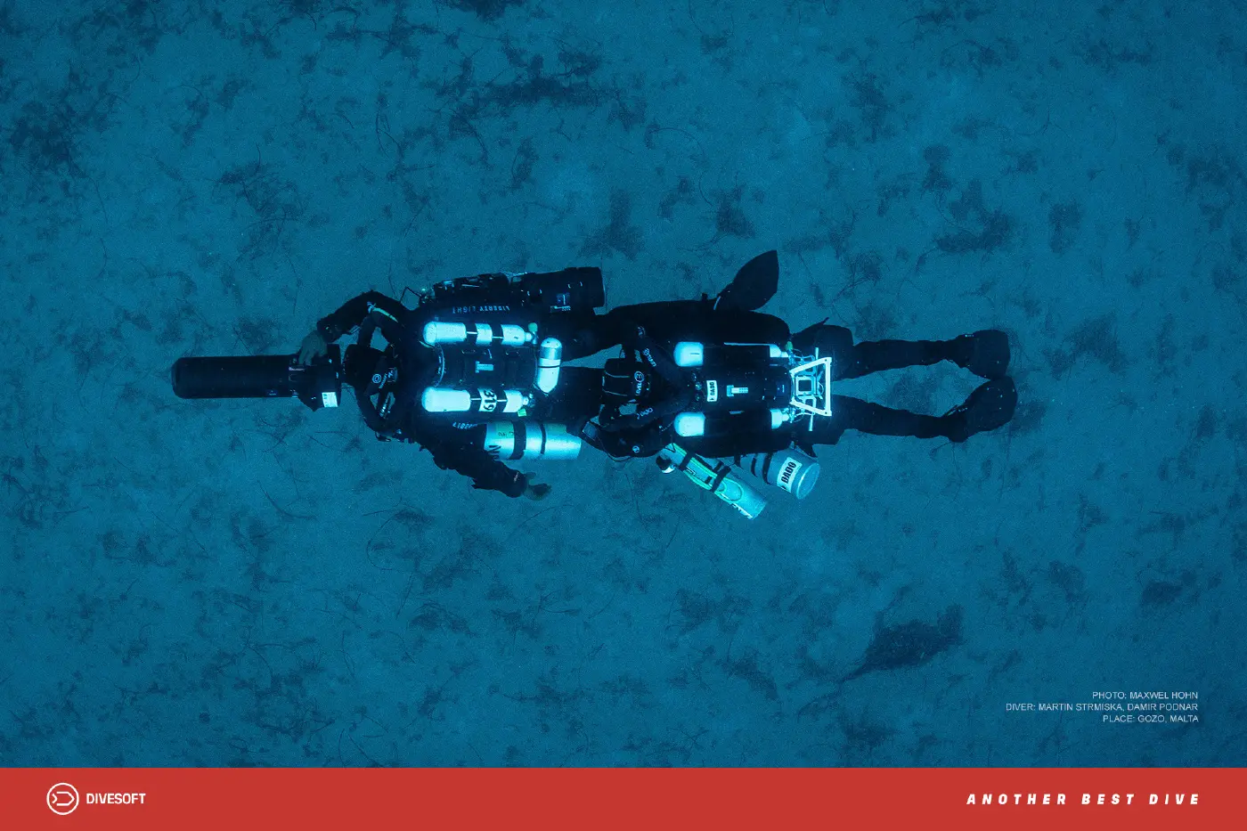 Rebreather divers