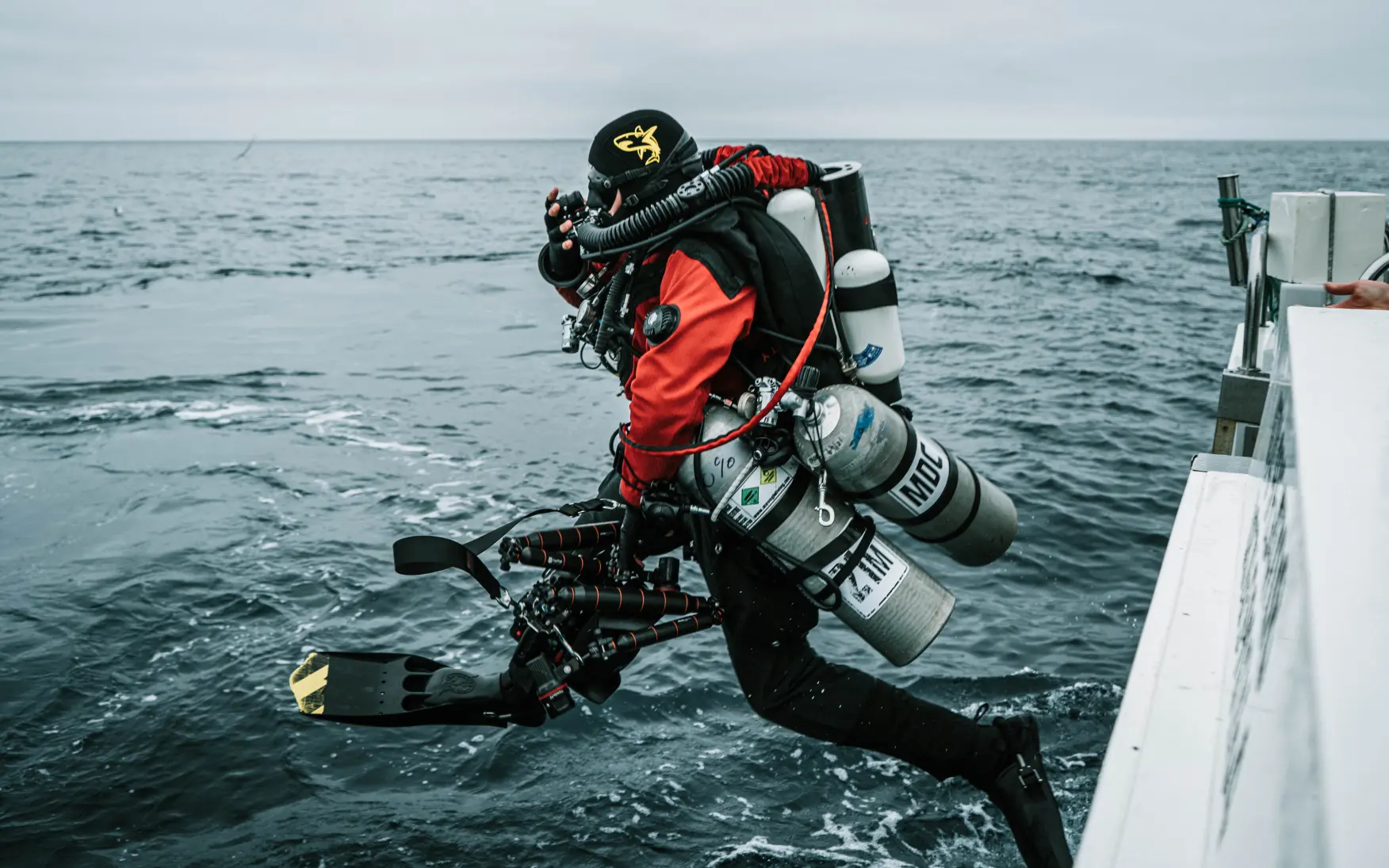 Rebreathers recycle breathing gas instead of releasing every breath into the water.