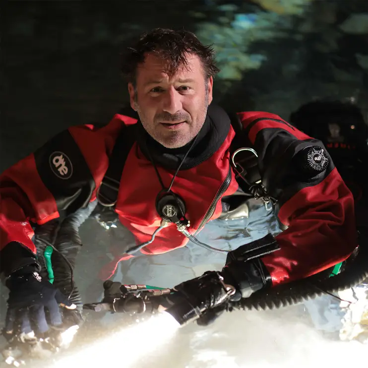 Frederic Swierczynski / Divesoft Hero